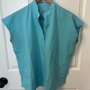 Figs Rafael scrub top size XS